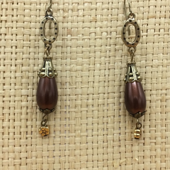 Beautiful drops earrings - Picture 2 of 3